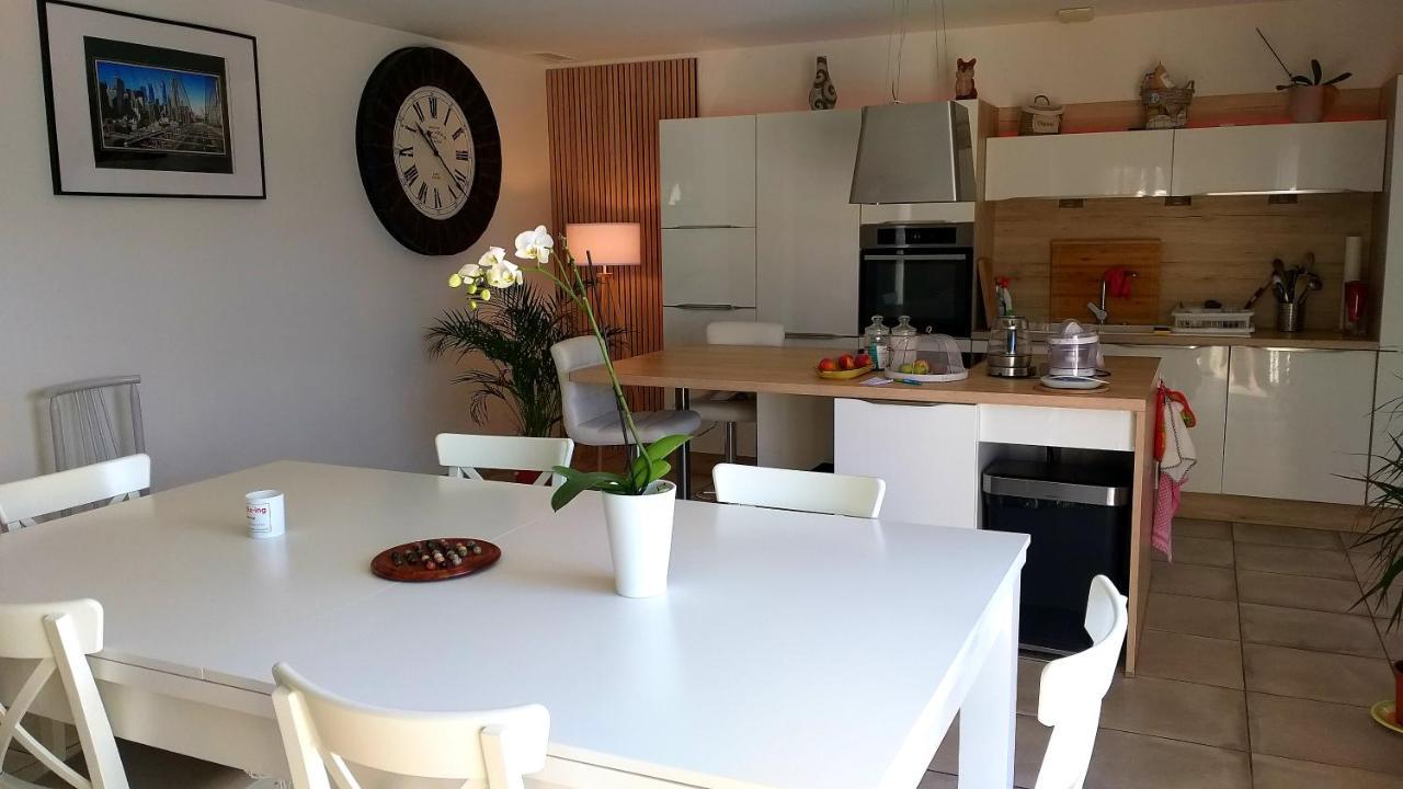 Chambre Dans Maison, Pres De La Mer, De L'Espagne, Des Montagnes Pezilla-la-Riviere Extérieur photo